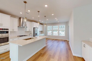 2708 Hunter Woods Dr unit 635, Apex, NC 27502 - photo 3