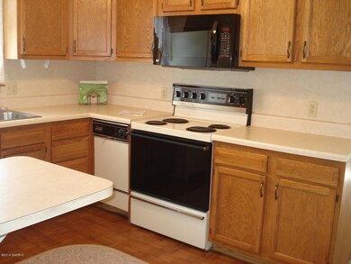 109 W Elm-kit-1