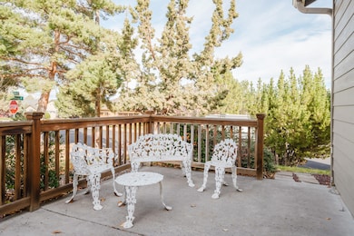 3734 SW WICKIUP PL, REDMOND Small-36