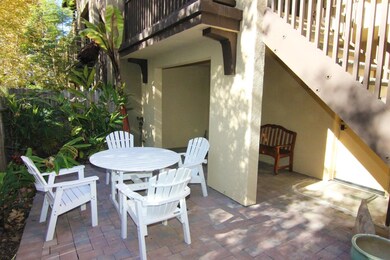 345 Kellogg #33 back patio