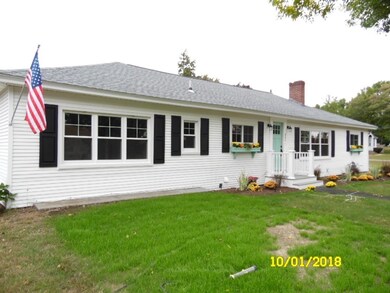 531 Mount Vernon St, Lawrence, MA 01843 - photo 2