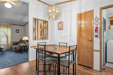 225 S High St, Paris, IL 61944 - photo 6