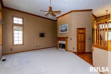 5315 N Rothmere Dr, Peoria, IL 61615 - photo 5