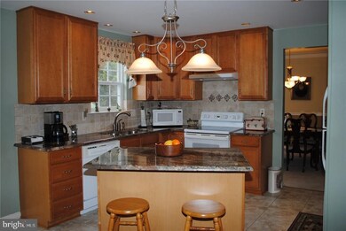 106 W Flagstone Dr, Newark, DE 19702 - photo 3