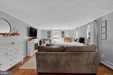 3073 Wood Dr, Manchester, MD 21102 - photo 3