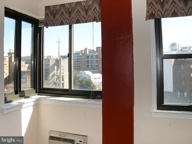 Swarthmore Condos unit 805, Washington, DC 20037 - photo 4