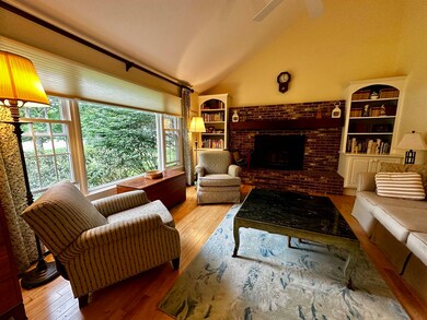 59 Raymond Cir, White River Junction, VT 05001 - photo 6