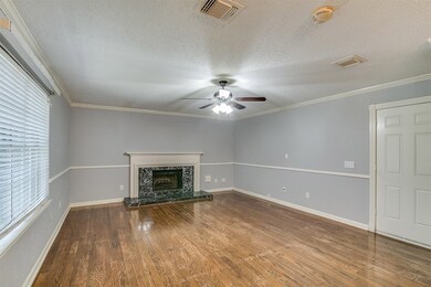 8638 Hot Springs Dr, Houston, TX 77095 - photo 4