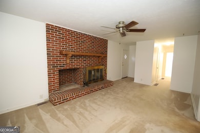 121 Alton Dr, Lagrange, GA 30241 - photo 2