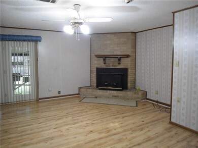 3170 Crestview Dr, Pineville, LA 71360 - photo 5