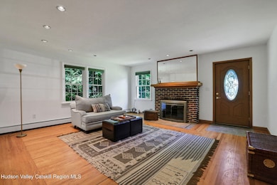 15 Spaulding Ln, Saugerties, NY 12477 - photo 4