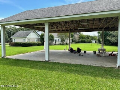 Carport