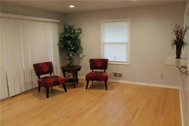 5114 Smart Ave, Kansas City, MO 64124 - photo 7