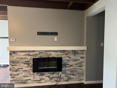 100 E Glenolden Ave unit A14, Glenolden, PA 19036 - photo 4