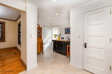 747 36th St, Des Moines, IA 50312 - photo 3