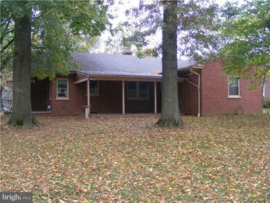 440 N 4th St, Souderton, PA 18964 - photo 4