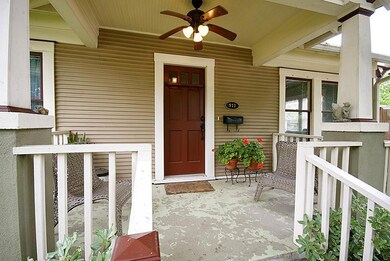 911 Tabor St, Houston, TX 77009 - photo 2