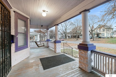 1537 Washington St, Lincoln, NE 68502 - photo 3