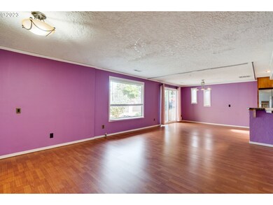Living Room/Dining Room