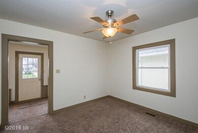 2736 E Grand Ave, Des Moines, IA 50317 - photo 2