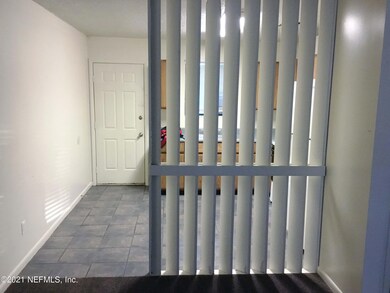 5018 Westchase Ct unit 4, Jacksonville, FL 32210 - photo 2
