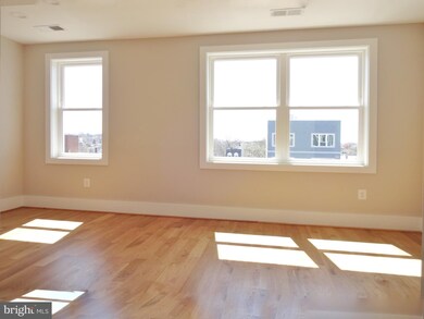 521 Kennedy St NW unit 5, Washington, DC 20011 - photo 2