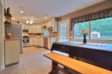 161 Longwoods Dr, Saylorsburg, PA 18353 - photo 7