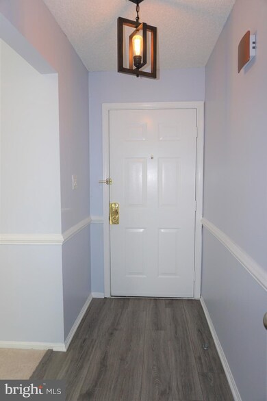 12257 Stevenson Ct, Woodbridge, VA 22192 - photo 3