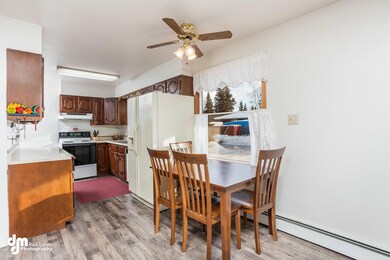 Dining Area 20170316-DW-3728-FULL