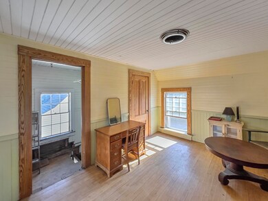 17 Mountain St, Camden, ME 04843 - photo 4
