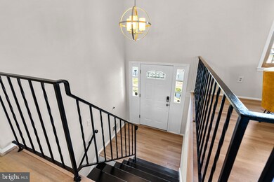 1513 Coat Ridge Rd, Herndon, VA 20170 - photo 5