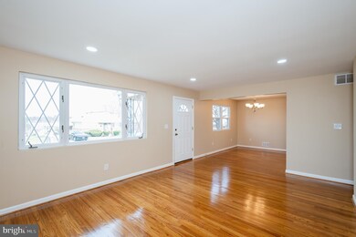 3325 Kerry Rd, Gwynn Oak, MD 21207 - photo 7