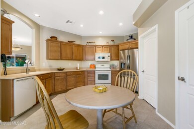 Kitchen dining