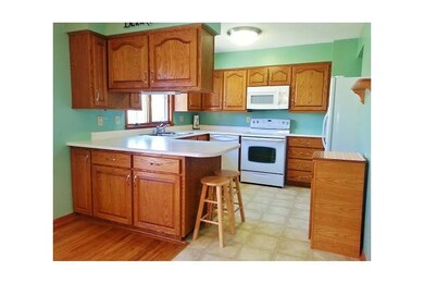 Kitchen. Kitchen View 1