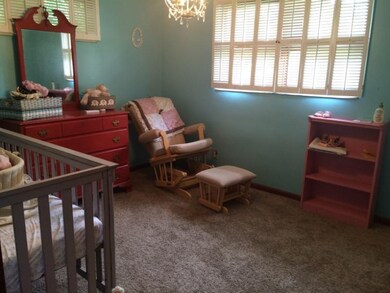 BEDROOM 1 - MAIN LEVEL