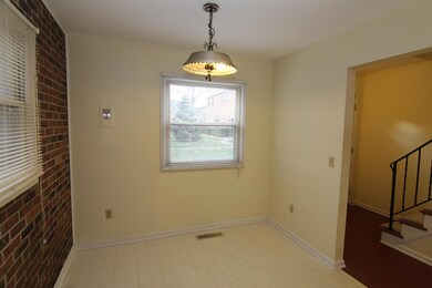 Eat-in / Dining Area