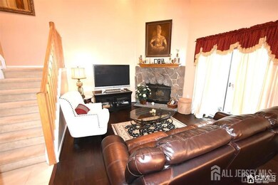 42 Heather Ct, Monmouth Junction, NJ 08852 - photo 3