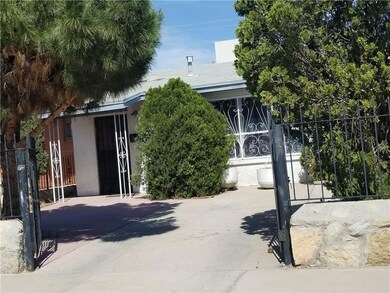 722 N Yarbrough Dr, El Paso, TX 79915 - photo 3