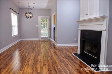 917 Shearer St unit 7, Davidson, NC 28036 - photo 5