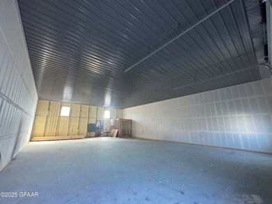 4300 16th Ave N, Grand Forks, ND 58203 - photo 5