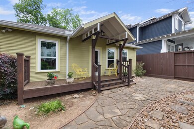 617 Oxford St, Houston, TX 77007 - photo 2