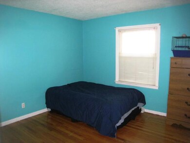 5712 Earnshaw St, Shawnee, KS 66216 - photo 5