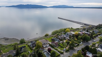 3045 Eldridge Ave unit A, Bellingham, WA 98225 - photo 6