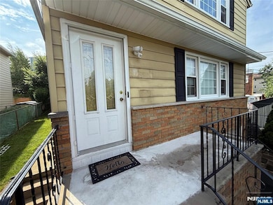 6 Maitland Place unit 2, Garfield, NJ 07026 - photo 3