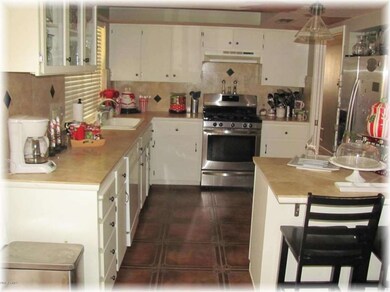 2526 E Brown St, Phoenix, AZ 85028 - photo 7