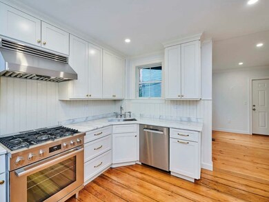 38 Pleasant St unit 1, Charlestown, MA 02129 - photo 4
