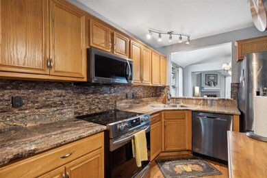 304 Lake Travis Dr, Wylie, TX 75098 - photo 5