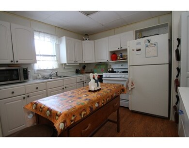 16 Overlea Ave, Saugus, MA 01906 - photo 4