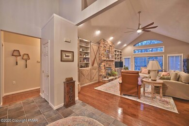 208 Rhodora Ln, Pocono Pines, PA 18350 - photo 7