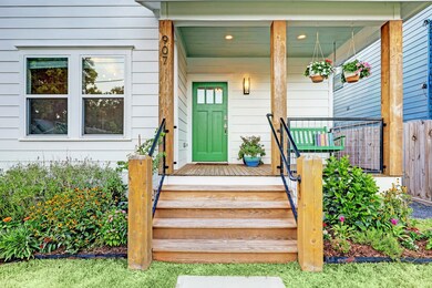 907 Moody St, Houston, TX 77009 - photo 3